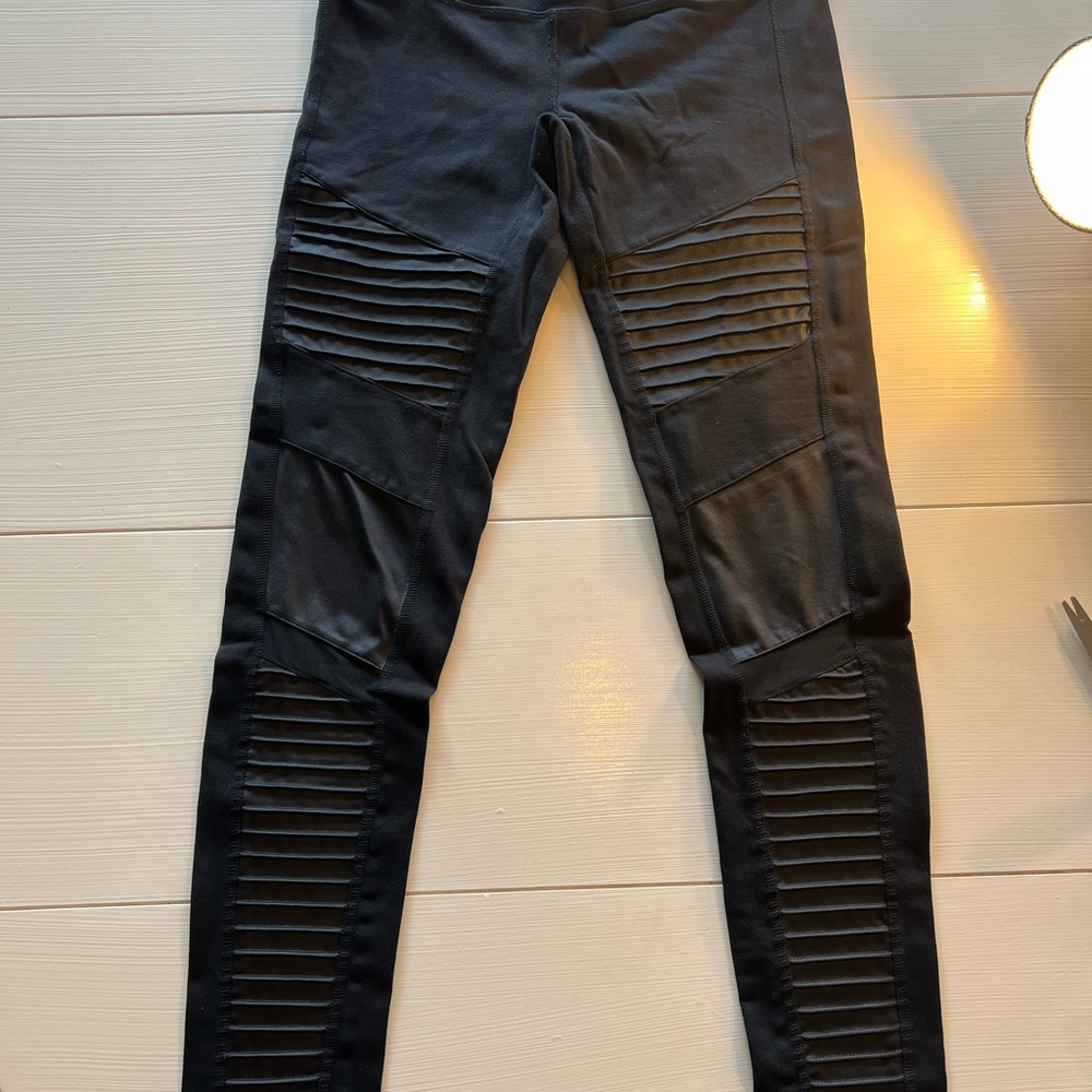 Alo Motto Leggings